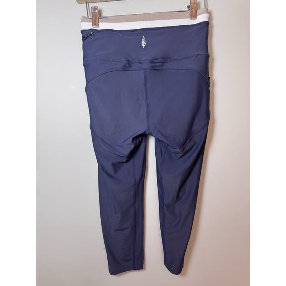 Free People Movement Navy Blue High Waisted Legging Cropped Sz Small Pockets - Picture 7 of 14